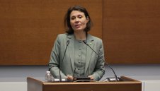 Елисавета Белобрадова става футболист на Арсенал