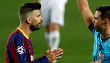 Каталунска любов: Пике резнал заплатата си с 50%