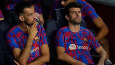 Превъртя ли? Пике строи хотел върху... гробище