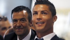 Жорже Мендеш купува Милан?