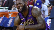 Краля се размина с тежка травма