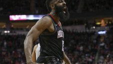 Хюстън си върна на Сан Антонио с още по-голям обрат