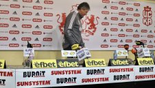 Любо Пенев: Какво ще се промени? Горят само бушони