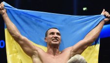 Кличко взима 5,7 милиона долара за мача с Кобрата