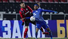 Трансферните планове в Левски зависят от двама играчи