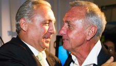 Стоичков отдаде почит на великия Кройф