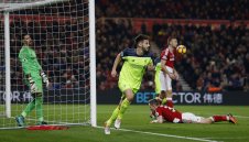 Ливърпул отново мачка, Боро падна под ножа + ВИДЕО