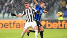 Проблем пред Юве, и Манджукич се контузи преди мача с Лацио