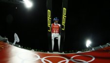 Поляк взе златото по ски скокове на голямата шанца, Зографски завърши на 47-о място