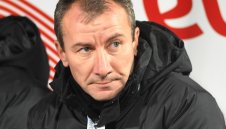 Спешна среща бистри селекцията на "Армията"