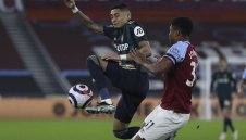 Ливърпул и Ман Юнайтед гледат към бразилец от Лийдс