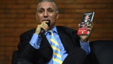 Стоичков на 56: ЦСКА преживя най-трудното