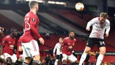 Софтуерна компания изсипва купища пари в Ман Юнайтед