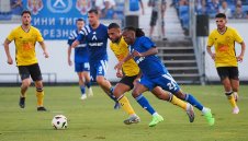 Предстои лек мач за Левски на старта