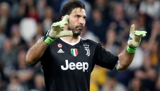 След Юве – Наполи: Буфон вдигнал скандал на виновника за загубата