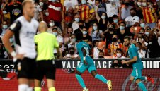 Реал Мадрид с рекорд, Бензема се нареди до Меси