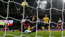 Как Висшата лига стигна до рекорден брой зрители