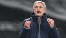 Специалния прие философски провала