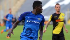 Ултиматум: Левски "замразява" Тиам