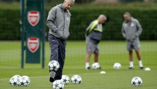 Венгер не очаква лесен мач срещу Базел 