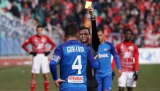 Експертът: Неадекватен и слаб съдия опорочи Вечното дерби