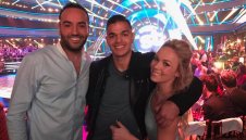 Фавре спасява Бен Арфа от "робството" в Париж?