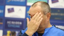 Мъри избра групата на Левски за Славия