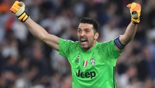 Буфон изигра своя мач №150 в Европа