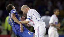 Матераци разкри какво е казал на Зизу + ВИДЕО