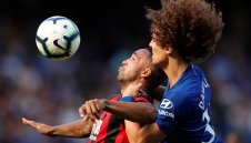 Челси и Давид Луис сядат на масата за преговори