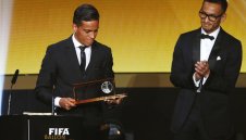 Авторът на най-красивия гол в света спря с футбола на 27 години