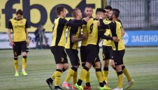 Ботев още чака картотека за Пламен Димов