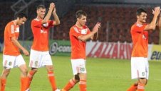 Длъжна ли е БНТ да отразява футболните ни европодвизи?