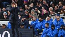 Служебно 0:3? Отмениха отложения мач на Тотнъм с Рен