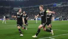 Как славният Аякс отново излезе на европейската сцена + ВИДЕО