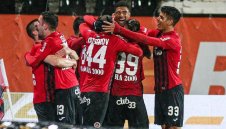 Ще гони ли Локо Сф трио? Ето го отговора