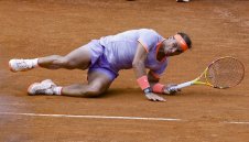 Сензация! Поляк разгроми Надал и го изхвърли от Рим