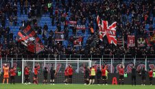 Жега! Полиция нахлу в офисите на Милан