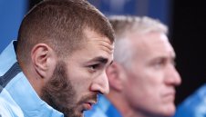 Размразяване: Дешан взима Бензема на Евро 2020?