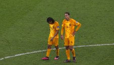 Ван Дайк проплака: Тежко е да загубиш с дузпи, това е лотария