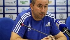 Другите имат милиони, Астана си има Стоилов