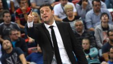 Константинов: И ние можехме да паднем нарочно, но играем за победа