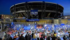 Потвърдено: Стадионът на Наполи се казва "Диего Армандо Марадона"