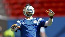 Вратарят на Аржентина: Луис ван Гаал е моят спасител