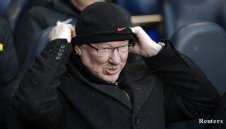 Сър Алекс се нахвърли върху лайнсмен за равенството
