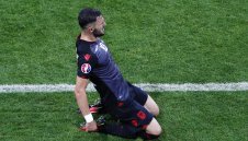 Герой от Евро 2016 иска да става българин