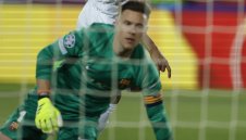 Тер Стеген: Много ни боли!