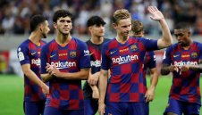 Иниеста е категоричен: Де Йонг ще стане звезда в средата на терена