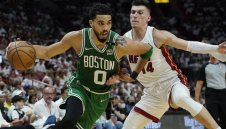 Бостън отговори подобаващо и срази Маями насред Флорида