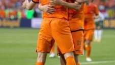 Хууб Стевенс: Холандия ще отпадне още в групата